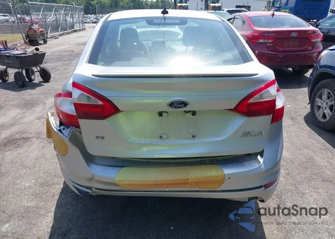 2019 Ford Fiesta Se z USA, uszkodzony, nr VIN 3FADP4BJ0KM133096